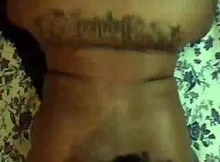 hazelnutxxx shaking that ebony ass in the hood