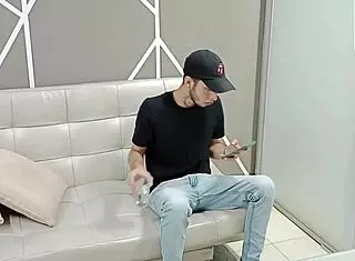 Stepsister Performs Deep Throat In Homemade Scene