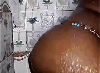 Black Ebony Fucking And Dancing In Shower!