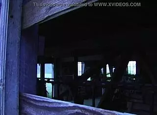 Sexy nude blonde girl overcomes fear of clowns