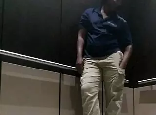 in the elevator, ebony solo masturbates her big ass pussy with fingering monster toy