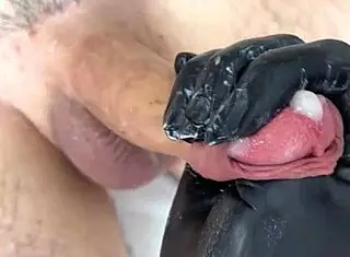 Can Mrs. Sugarnadya's magical touch make clients ejaculate during waxing?