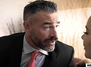 Fremmed kuk overraskelse som jubileumsgave til kona