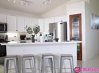 i can’t believe i’m banging delivery guy joshua lewis with aria valencia