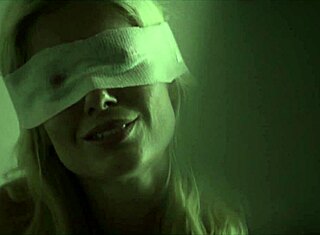 Missax under sløret akt to med Anny Aurora, Charlotte Stokely, Helena Locke i nonne doggystyle og lesbisk sjov 😇