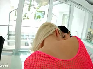 Rozalina and Lynna Nilsson in creampie 3some: who gets the cumshot?