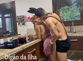 Fucking A Beautiful Redhead Bunny With Small Waist In The Kitchen!