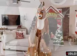 Dakota Tyler Feels Pleasure With Monster Cock