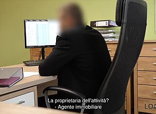 办公室试镜变手指插入。隐藏摄像头捕捉高清POV自慰。