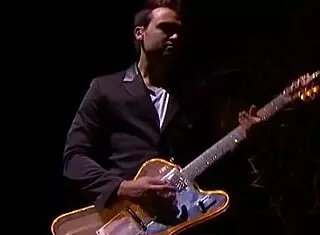 Katy Perry Kisses a Girl in Super Sexy Live Show