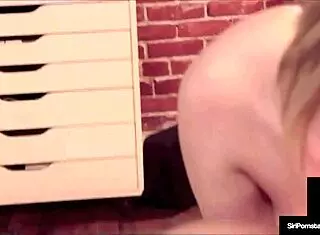 Horny babe Cheyenne commands fuck robot Siri pornstar to lick and please.