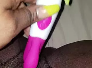 up close wet pussy play, toy kept dying on me 😩