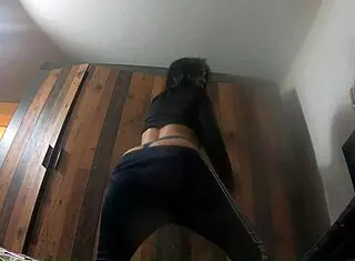 milfycalla, sexy housewife, masturbates to orgasm in morning, asks if you'd be her boyfriend