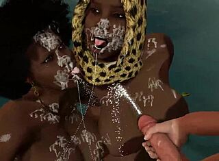 Йо, глянь на эти племенные большие афро сиськи в дикой акции!