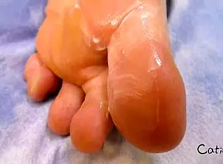 I Play With My Sexy Feet