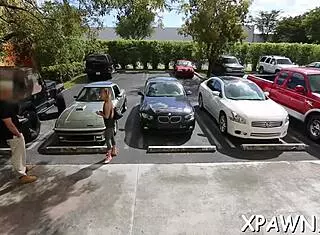 fine honey shows ass and twat in reality show