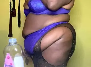 watch this domme performing hypnosis fetish on her submissive with big tits