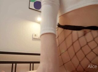 Одноклассница сняла стресс после проваленного экзамена лол 😅