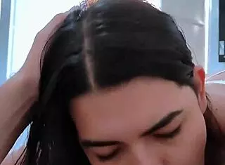 Everyone's loudest blowjob ever 😍