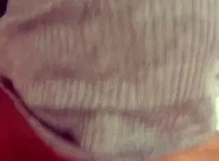 A libertarian bitch devours a kirchnerist cock in amateur blowjob