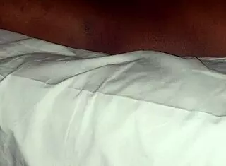 Tongue Action On 100 Eat It Up