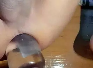 Watch this Myanmar gay guy insert homemade toy anally?