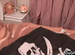 Sexy Caribbean Pirate Strips Solo