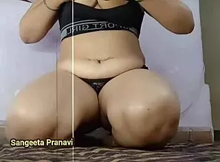 desi bhabi sharing her hot story with dirty telugu audio 😈