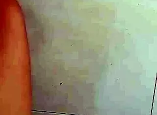 Nguyen Thi Ngoc Duyen Bottle Masturbation.