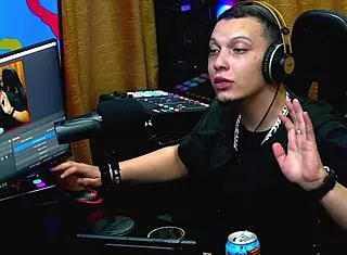 Martina Oliveira Shows Natural Tits In Public Podcast