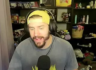 Sickening Game That Will Scar Your Brain Sinisistar