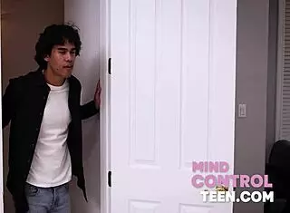 Gawk Gawk! Yes, Skylar, Fuck Harder!