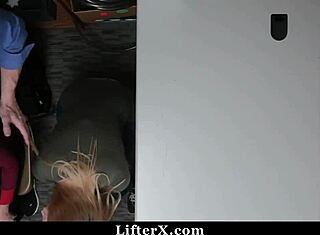 Ehi agente, ho dovuto scoparti per salvare la mia matrigna dai guai al centro commerciale.