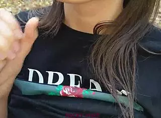 i cum on sister's tits, she swallows 😋