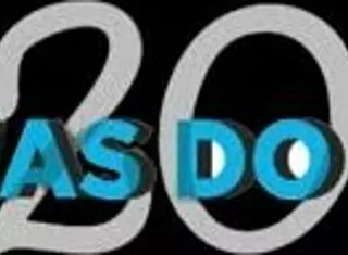 Fetish with blonde's pussy