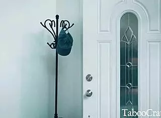 i dangled my carrot to stop her from running away