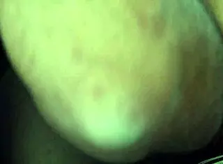 Im preparing my nice ass for anal in hotel