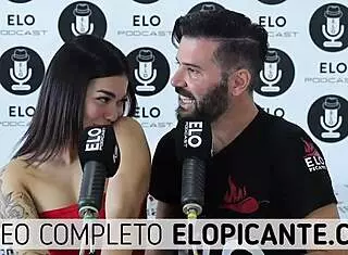 Beluchi Gucci Shows Her Natural Tits In Spicy Room