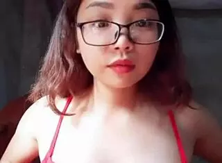 Em Ó Ỏ Vú Mướp Sệ