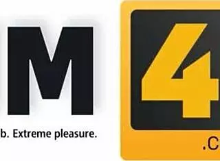 Horny Gal Lures Craftsman into Kitchen Rimming and Pussy Licking.