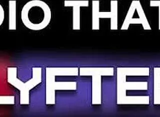 Nagy cicis szőke milf hagyja a vendéget bármit csinálni a testével