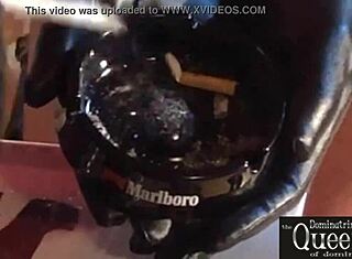 Kuningatar dominatriisi Frida komentaa palvelijaansa villissä BDSM-fetississä lateksin ja tupakoinnin kanssa!