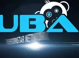 Indian milf Priya Rai strips in club