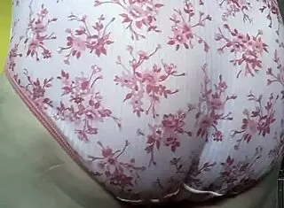 My friend lent me her panties, they're so sexy and tight