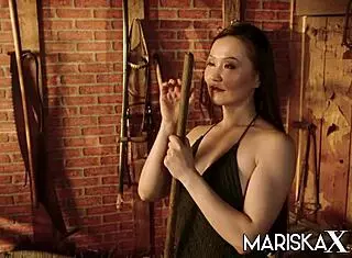 I get dicked down in the barn with mariskax luna truelove.