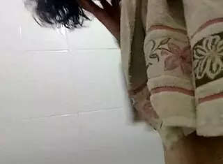 Rico Baño Enjoys a Relaxing Bath