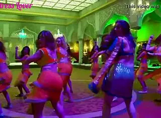 Hot Actresses' Features in Mixed HD Compilation