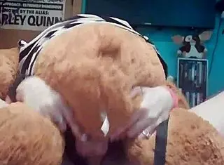 she asked if i'd like to be her teddy bear while they have sex