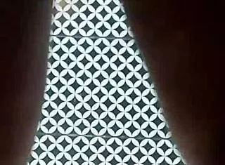 housewife with big ass cleans bathroom naked