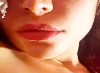 Pamela Pantera Gives Sexy Blowjob 😘